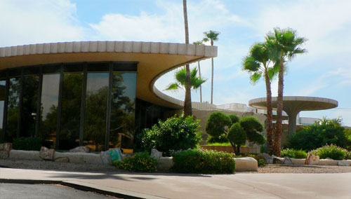 Dendriform Columns at the Valley National Bank on 44th Street and Camelback in Phoenix Arizona